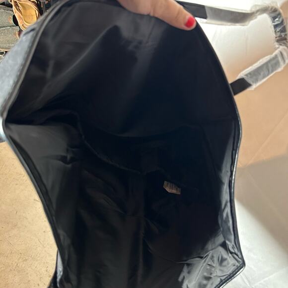 NWOT Victorias Secret Sequin Metallic & Black Tote Bag - Picture 4 of 4